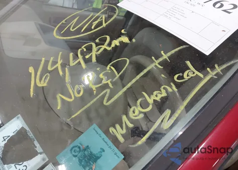 2008 Ford Escape Xlt z USA, uszkodzony, nr VIN 1FMCU93118KD49173